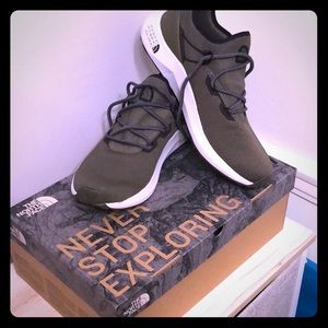 Men's NorthFace Running and Hiking Shoe